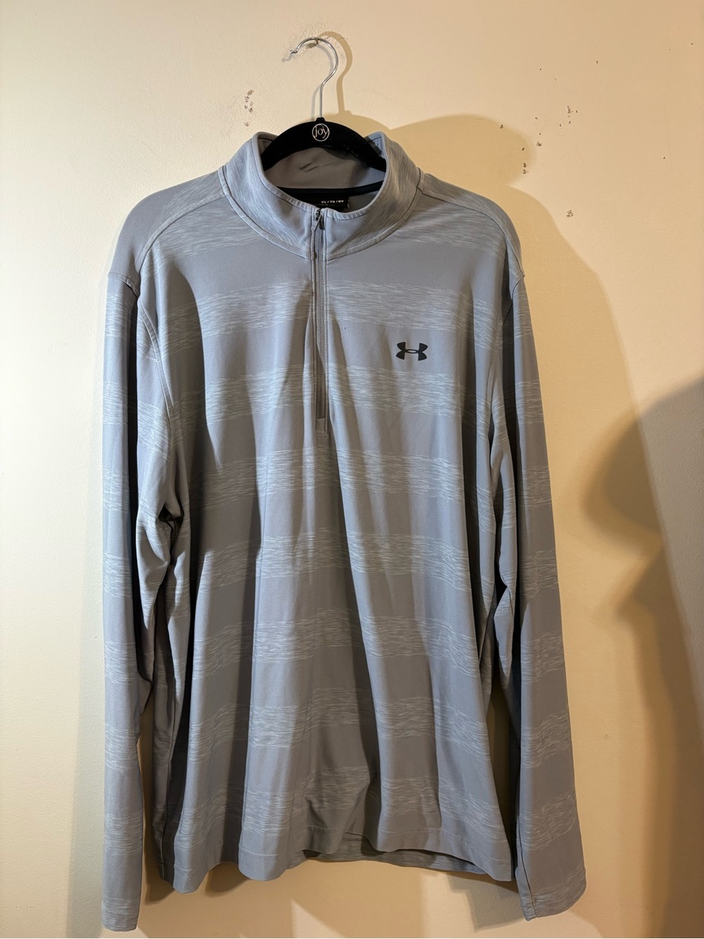 Under Armour Men’s Light Gray Quarter-Zip Performance Shirt X-Large pullover